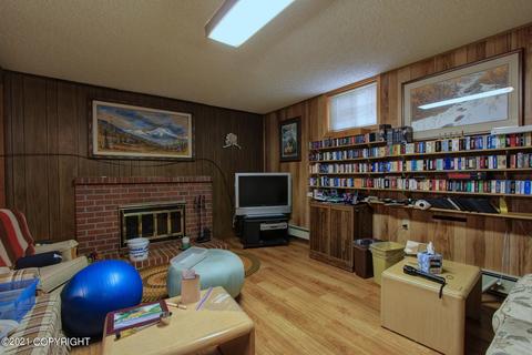 10024 Chickaloon St, Eagle River, AK 99577 photo 15