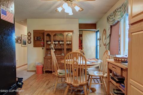 10024 Chickaloon St, Eagle River, AK 99577 photo 10