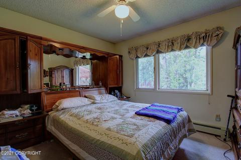 10024 Chickaloon St, Eagle River, AK 99577 photo 12