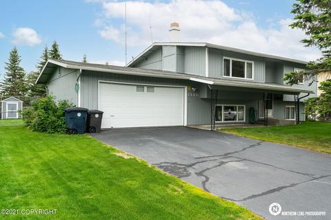 1740 Orca Pl, Anchorage, AK 99501 photo 1