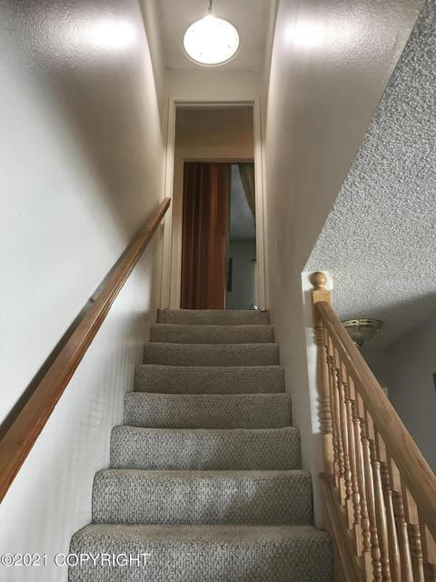 1255 Elegante Ln, Anchorage, AK 99501 photo 13