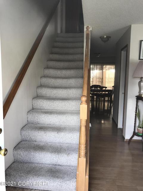 1255 Elegante Ln, Anchorage, AK 99501 photo 12