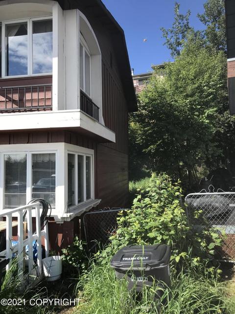 1255 Elegante Ln, Anchorage, AK 99501 photo 21