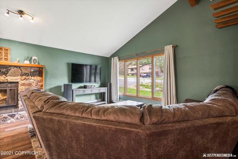 10808 Katlian Dr, Eagle River, AK 99577 photo 9