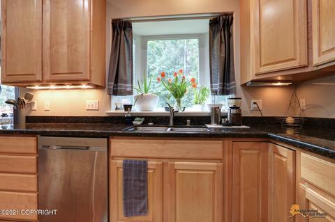 8728 Lassen St, Eagle River, AK 99577 photo 23