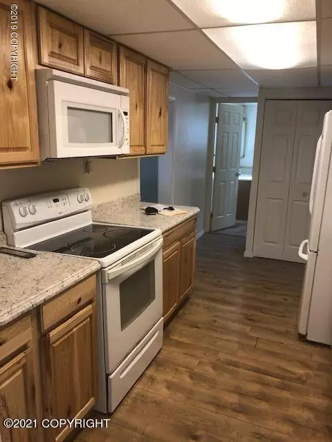 3902 Harding Dr, Anchorage, AK 99517 photo 9