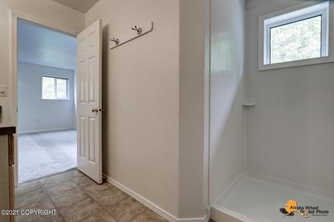 21305 Polly Cir, Chugiak, AK 99567 photo 12