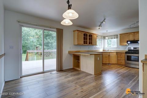 21305 Polly Cir, Chugiak, AK 99567 photo 9