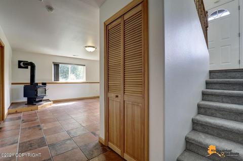 21305 Polly Cir, Chugiak, AK 99567 photo 16