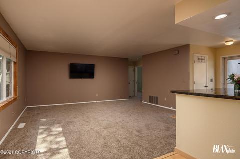 18226 Clear Falls Cir, Eagle River, AK 99577 photo 8
