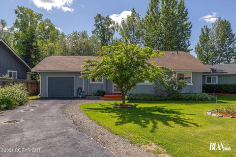 18226 Clear Falls Cir, Eagle River, AK 99577 photo 2
