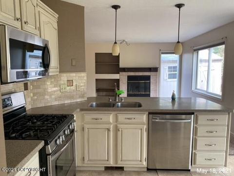 19130 Button Cir, Eagle River, AK 99577 photo 3