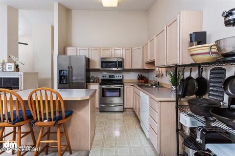 2100 E 74th Ave # 5B, Anchorage, AK 99507 photo 10