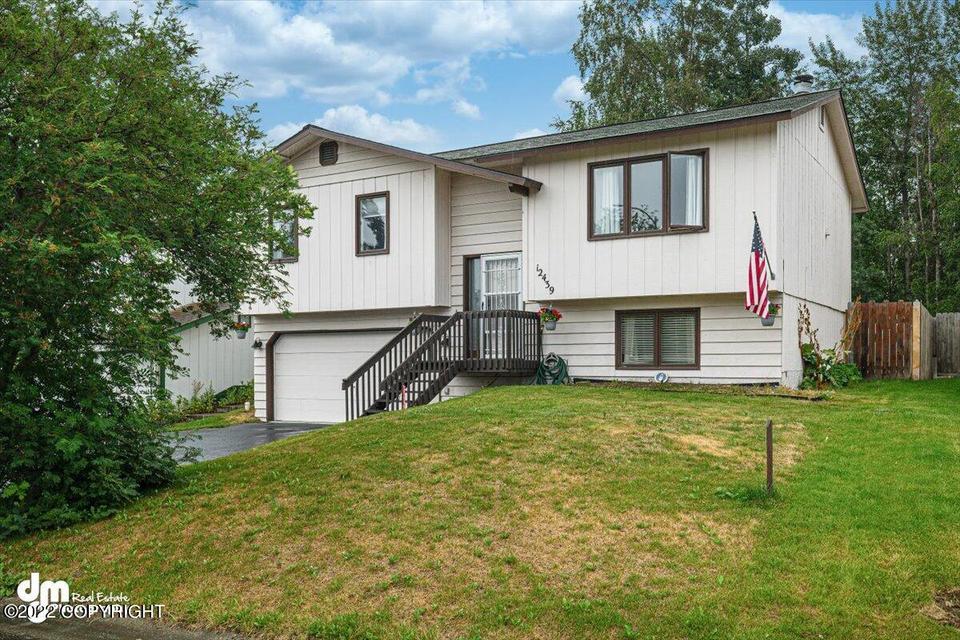  12439 Crested Butte Dr, Eagle River, AK 99577 photo 34