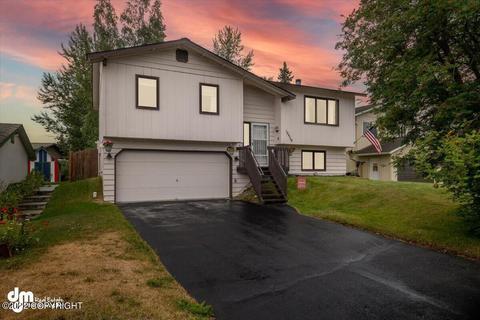 12439 Crested Butte Dr, Eagle River, AK 99577