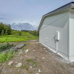 341 Eagle Ave, Palmer, AK 99645 photo 3