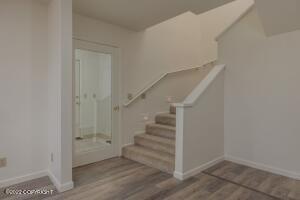 324 E Manor Ave, Anchorage, AK 99501 photo 3