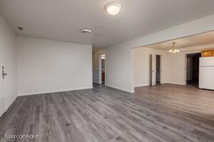 324 E Manor Ave, Anchorage, AK 99501 photo 27