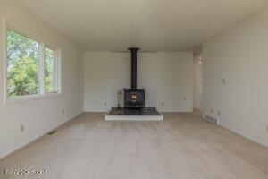 324 E Manor Ave, Anchorage, AK 99501 photo 15