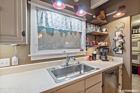 6001 E 162nd Ave, Anchorage, AK 99516 photo 19