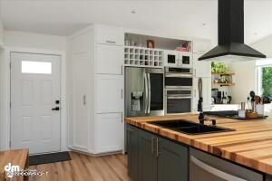 1604 E St, Anchorage, AK 99501 photo 9