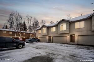 209 Dailey Ave # 9, Anchorage, AK 99515 photo 2