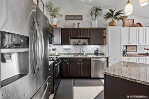 209 Dailey Ave # 9, Anchorage, AK 99515 photo 10