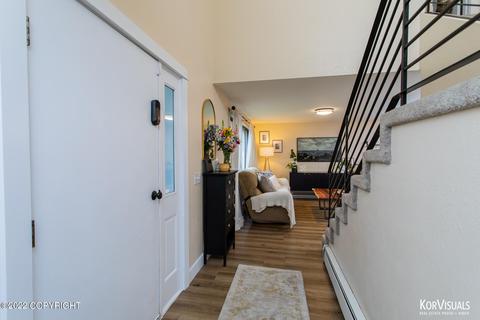 1900 State St, Anchorage, AK 99504 photo 3