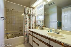 10611 Commodore Dr, Anchorage, AK 99507 photo 14