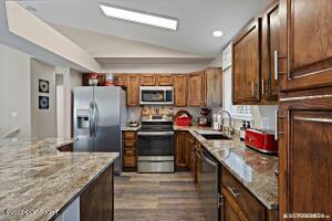 19041 Mountain Point Cir, Eagle River, AK 99577 photo 12