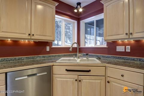 26045 Log Cabin Cir, Eagle River, AK 99577 photo 21