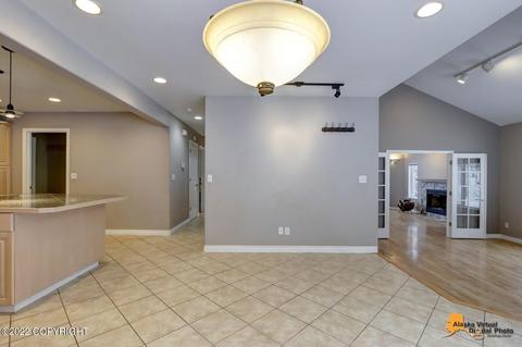 26045 Log Cabin Cir, Eagle River, AK 99577 photo 18