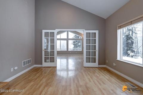26045 Log Cabin Cir, Eagle River, AK 99577 photo 14