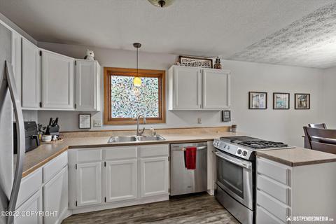 17324 Adams Ln, Eagle River, AK 99577 photo 12