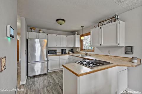 17324 Adams Ln, Eagle River, AK 99577 photo 10
