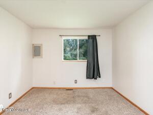 6520 E 10th Ave, Anchorage, AK 99504 photo 12