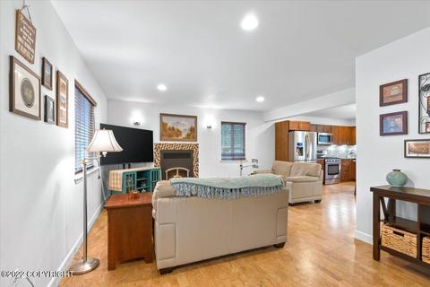 16416 Eleonora St, Eagle River, AK 99577 photo 9