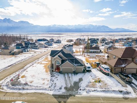 5220 E Loft Cir, Wasilla, AK 99654 photo 4