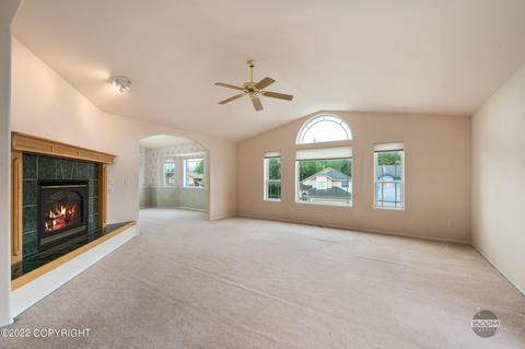 8240 Berry Patch Dr, Anchorage, AK 99502 photo 4