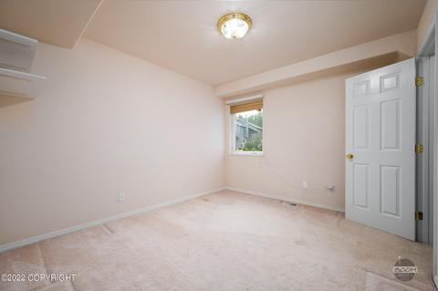 8240 Berry Patch Dr, Anchorage, AK 99502 photo 20