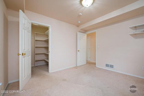 8240 Berry Patch Dr, Anchorage, AK 99502 photo 19