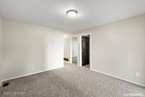 8570 Ridgeway Ave, Anchorage, AK 99504 photo 8