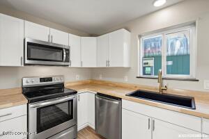 8570 Ridgeway Ave, Anchorage, AK 99504 photo 22