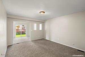 8570 Ridgeway Ave, Anchorage, AK 99504 photo 6