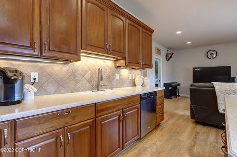 11399 Tulin Park Loop, Anchorage, AK 99516 photo 13