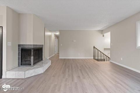 16629 Davis St, Eagle River, AK 99577 photo 5
