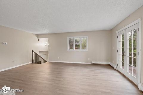 16629 Davis St, Eagle River, AK 99577 photo 6