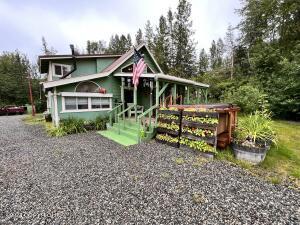 19805 W Willow Fishhook Rd, Willow, AK 99688 photo 2