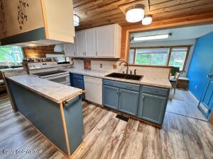 19805 W Willow Fishhook Rd, Willow, AK 99688 photo 12