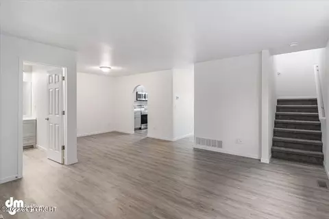 8030 E 32nd Ave, Anchorage, AK 99504 photo 5